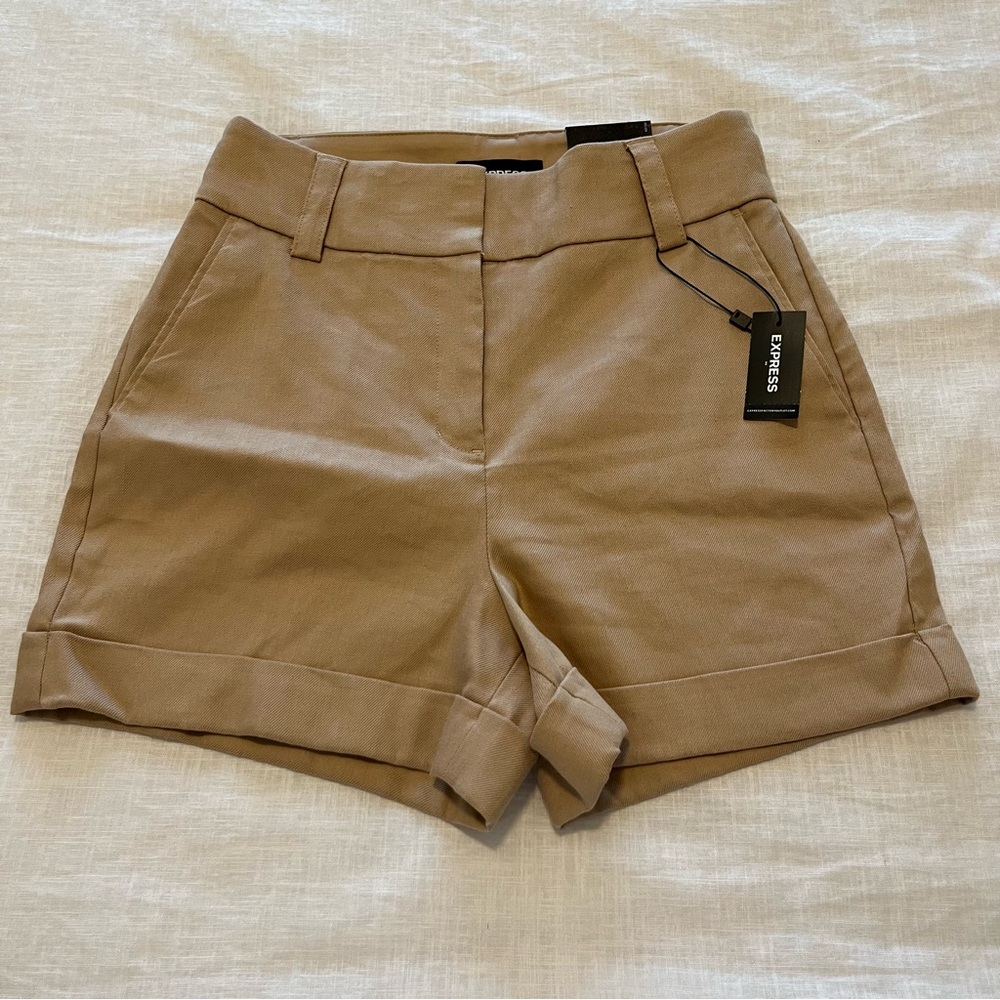 NWT Express Tan Midi High-Rise Tailored Shorts in Size 0